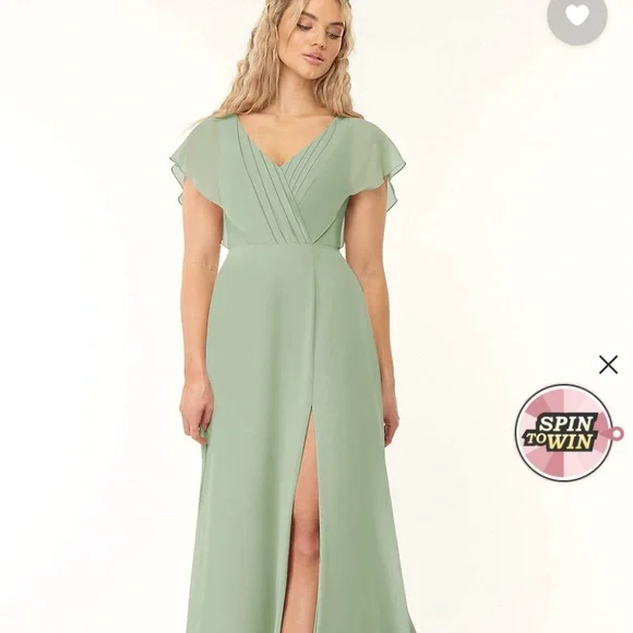 green dot dress Green Polka Dot Pleated Maxi Dress – v o g l i o main image 1